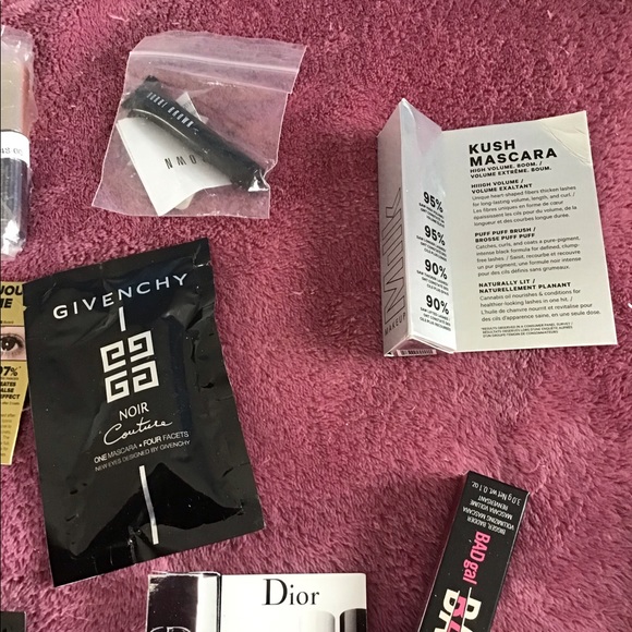 2/$15 Mascara high end deluxe sz Chanel Hourglass Benefit Pick 1 or bundle - Picture 5 of 11